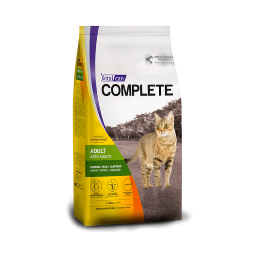 Bolsa de alimento Complete Adulto Castrado Control de Peso para gatos, 3 kg